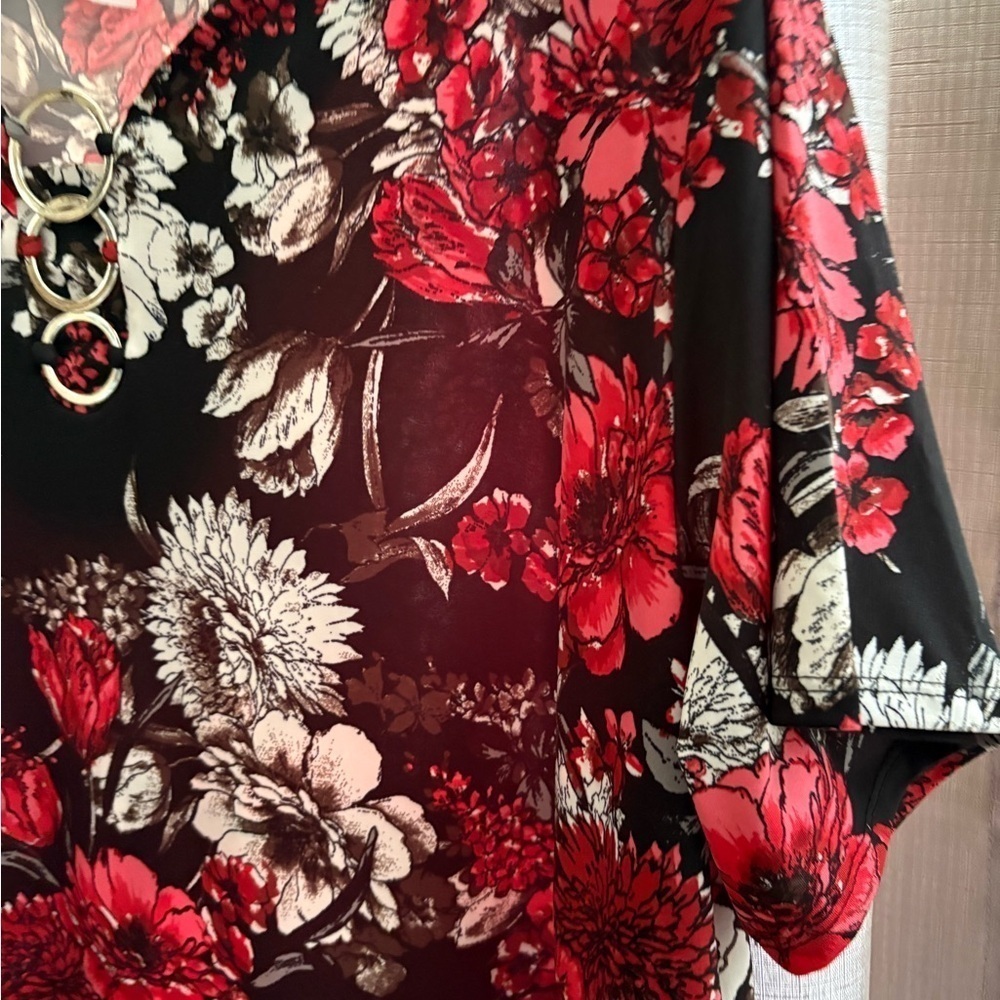 BonWorth Red and Black Asymmetrical Tunic - Picture 4 of 7